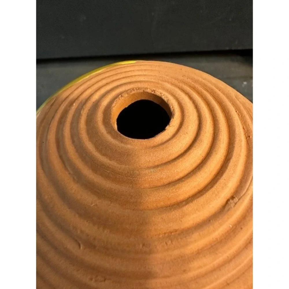 Vintage Style Yellow Ceramic Smiley Face‎ Vase Terracotta Ribbed Round Planter